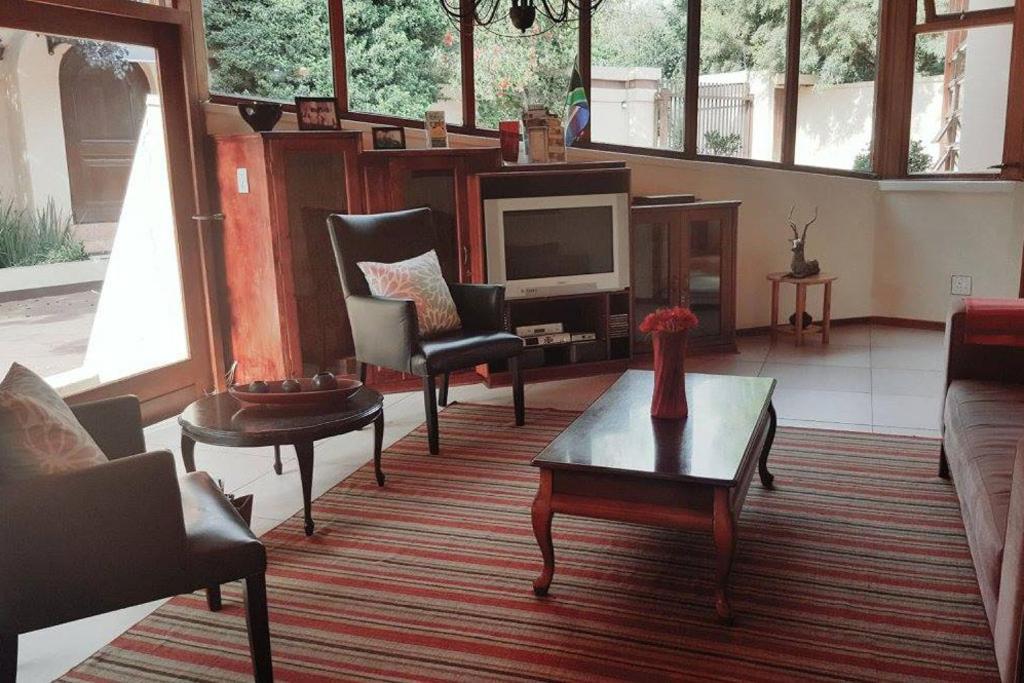 Somona Guest House Johannesburg Ngoại thất bức ảnh
